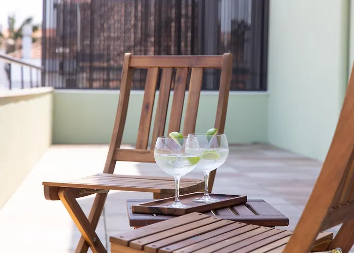 19 Nineteen - * Espinho (Aveiro)